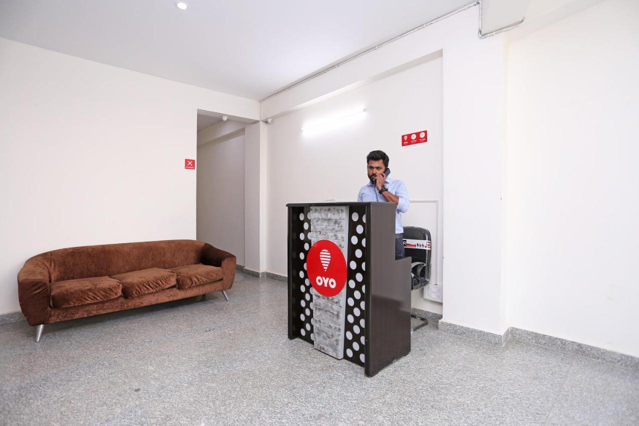 Oyo Dlf Cyber City Near Aravali Biodiversity Park Gurgaon Extérieur photo