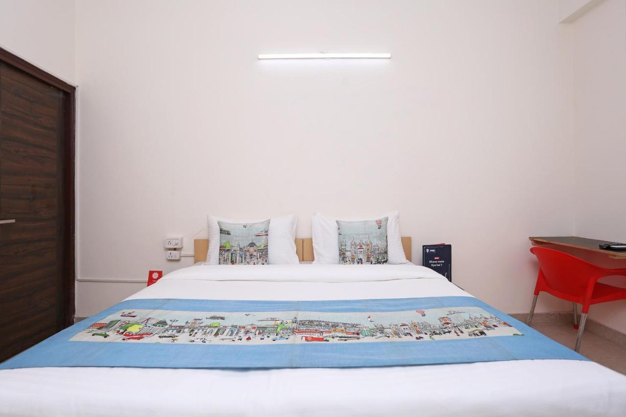 Oyo Dlf Cyber City Near Aravali Biodiversity Park Gurgaon Extérieur photo